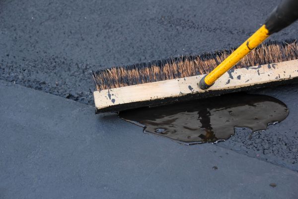 Driveway Asphalt Sealing in Valparaiso